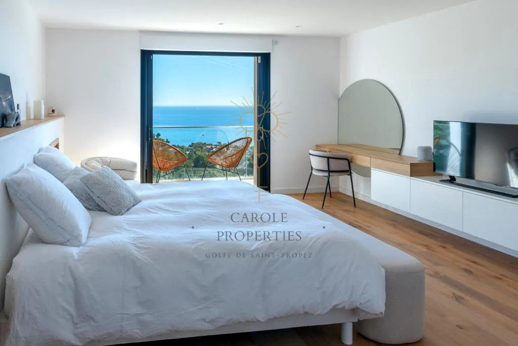 La Serpentine Carole Properties